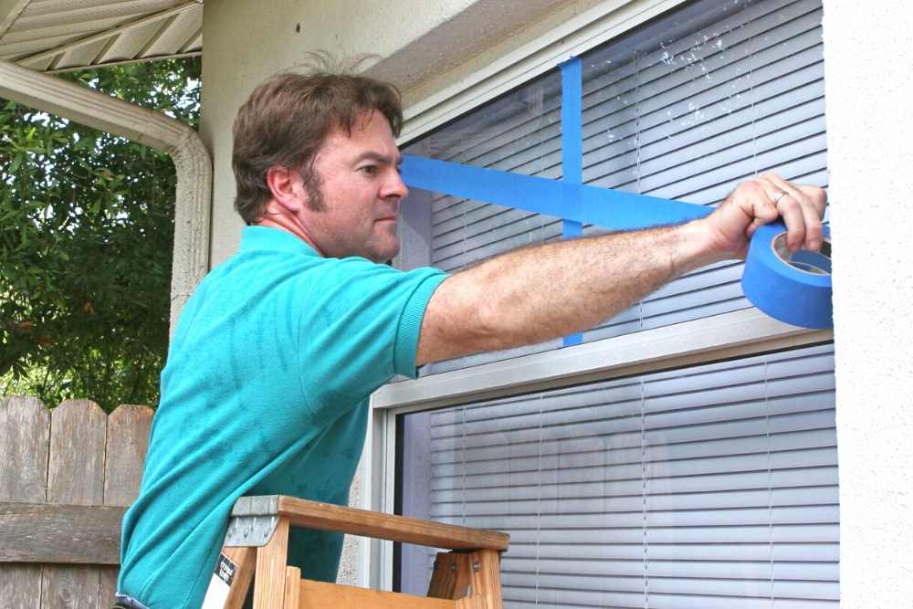 Taping windows for storms